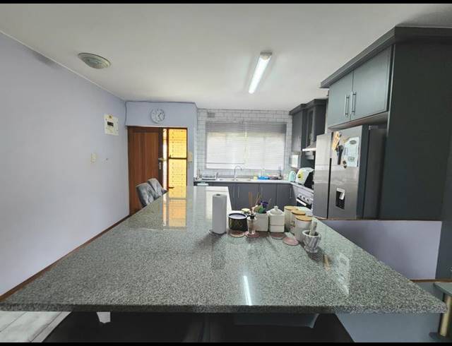 3 BEDROOM APARTMENT FOR SALE IN MALVERN